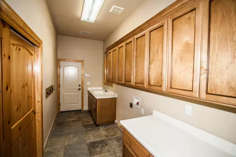 4605 Nantucket Dr, Redding, CA 96001 photo 27