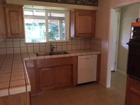 1996 Wilder Dr, Redding, CA 96001 photo 9