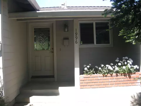 1996 Wilder Dr, Redding, CA 96001 photo 2