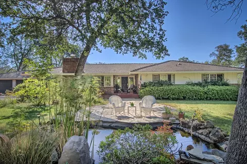 13245 Rhonda Ln, Redding, CA 96003 photo 1