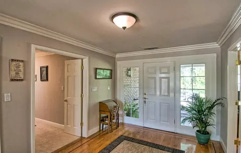 13245 Rhonda Ln, Redding, CA 96003 photo 9