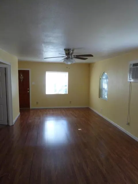 3208 Veda St, Redding, CA 96001 photo 6
