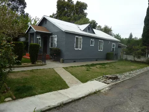 3208 Veda St, Redding, CA 96001 photo 3