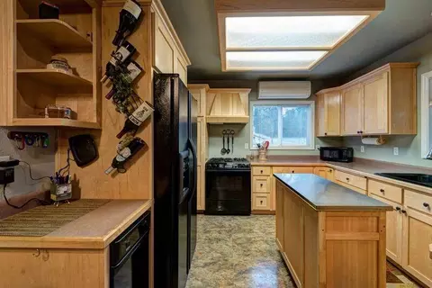 19737 Koala Ln, Redding, CA 96003 photo 9