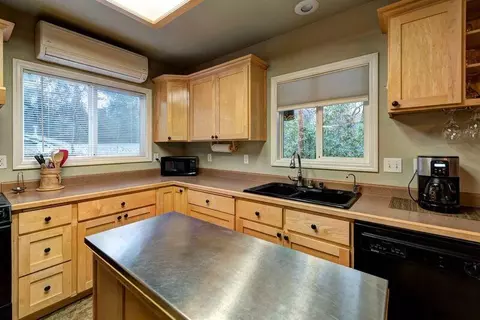 19737 Koala Ln, Redding, CA 96003 photo 7
