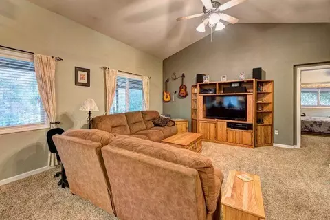19737 Koala Ln, Redding, CA 96003 photo 13