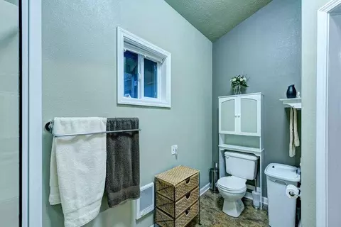 19737 Koala Ln, Redding, CA 96003 photo 21