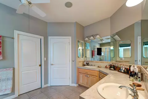 2376 Dream St, Redding, CA 96001 photo 25