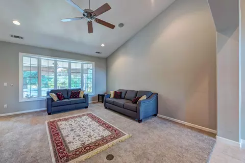 2376 Dream St, Redding, CA 96001 photo 10