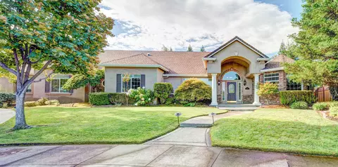 2376 Dream St, Redding, CA 96001 photo 3