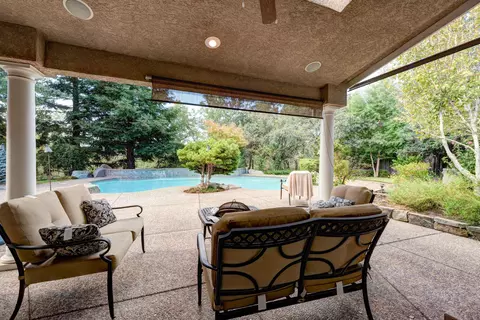 2376 Dream St, Redding, CA 96001 photo 5