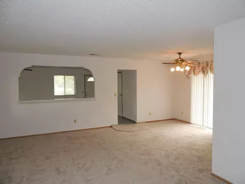 20993 Yogi Bear Ln, Redding, CA 96003 photo 5