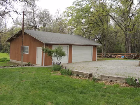 20993 Yogi Bear Ln, Redding, CA 96003 photo 26