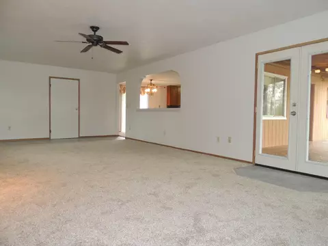 20993 Yogi Bear Ln, Redding, CA 96003 photo 11