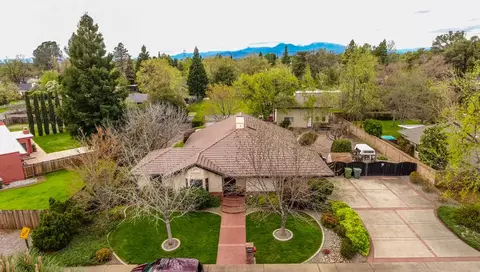 4696 Alta Camino Dr, Redding, CA 96002 photo 1