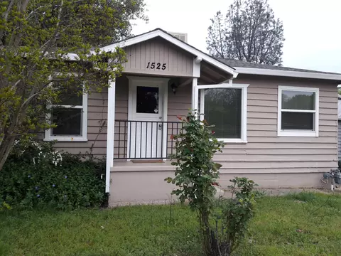 1525 Magnolia Ave, Redding, CA 96001 photo 1