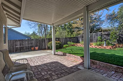 1777 Lakeside Dr, Redding, CA 96001 photo 24