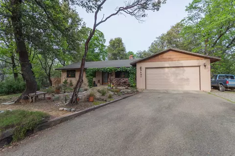 9681 Swasey Dr, Redding, CA 96001 photo 1