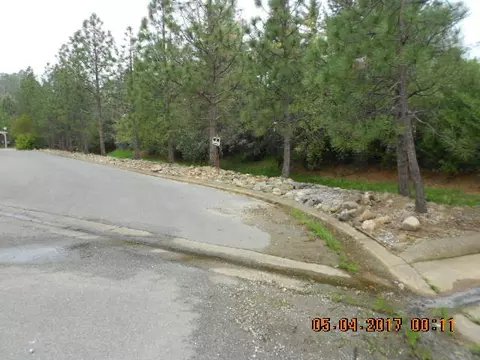 1174 Big Bear Path, Redding, CA 96003 photo 6