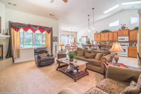 20887 Old 44 Dr, Redding, CA 96003 photo 6