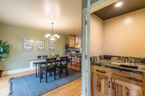 655 Royal Oaks Dr, Redding, CA 96001 photo 13