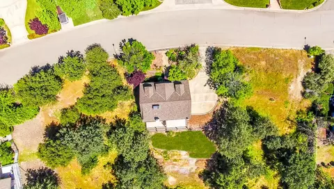 655 Royal Oaks Dr, Redding, CA 96001 photo 46