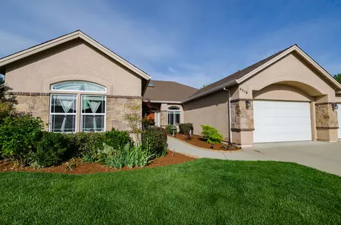 4516 Yellowstone Dr, Redding, CA 96002 photo 2