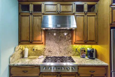 9184 Silver King Rd, Redding, CA 96001 photo 7