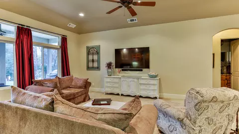 9184 Silver King Rd, Redding, CA 96001 photo 11