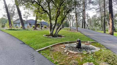 9184 Silver King Rd, Redding, CA 96001 photo 30