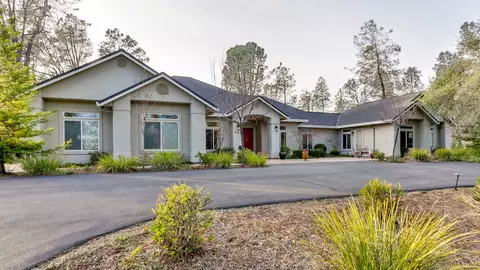 9184 Silver King Rd, Redding, CA 96001 photo 31