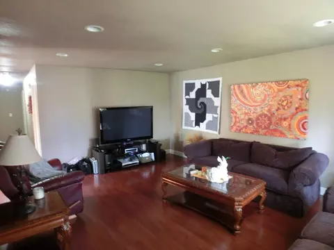 2646 Rainbow, Redding, CA 96002 photo 2