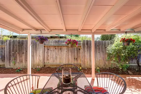 782 South St, Redding, CA 96001 photo 33