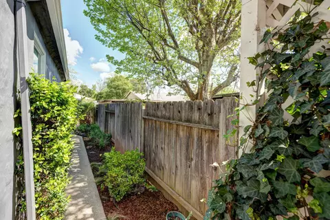 782 South St, Redding, CA 96001 photo 30