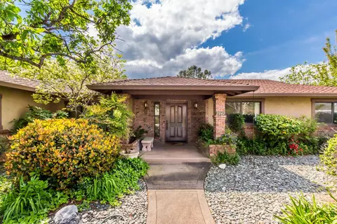 2947 Panorama Dr, Redding, CA 96003 photo 6
