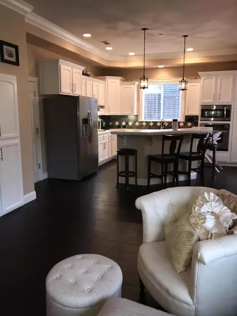 2097 Hedgerow Ave, Redding, CA 96003 photo 8
