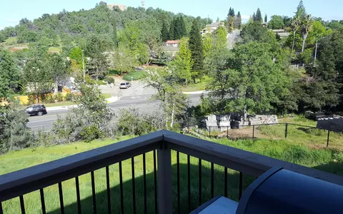 3755 Fairoaks Ct, Redding, CA 96001 photo 32