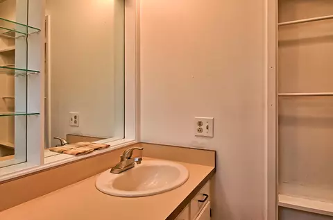 725 Gold St, Redding, CA 96001 photo 21