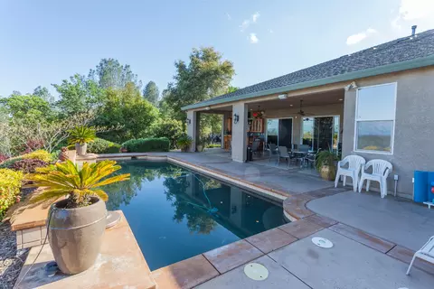 15527 Mountain Shadows Dr, Redding, CA 96001 photo 56