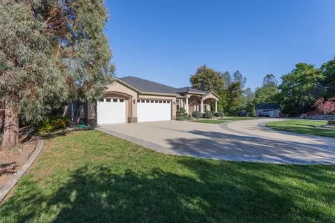 15527 Mountain Shadows Dr, Redding, CA 96001 photo 15