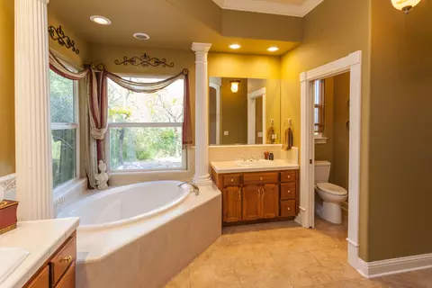 15527 Mountain Shadows Dr, Redding, CA 96001 photo 47