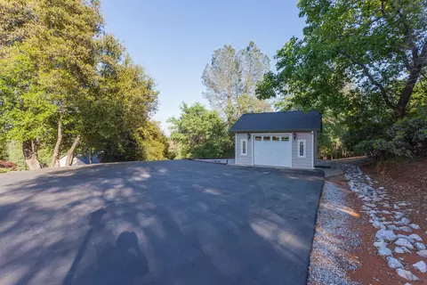 15527 Mountain Shadows Dr, Redding, CA 96001 photo 67
