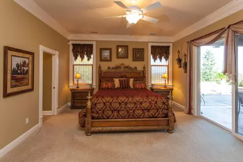 15527 Mountain Shadows Dr, Redding, CA 96001 photo 42
