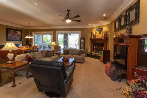 15527 Mountain Shadows Dr, Redding, CA 96001 photo 26
