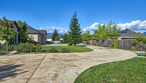 3115 Acanto Pl, Redding, CA 96003 photo 4