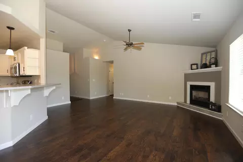 3393 Nathan Dr, Anderson, CA 96007 photo 4