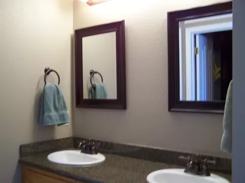 1365 Hermitage Ct, Redding, CA 96002 photo 18