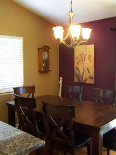 1365 Hermitage Ct, Redding, CA 96002 photo 5