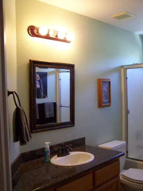 1365 Hermitage Ct, Redding, CA 96002 photo 11