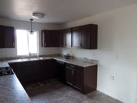 7028 Autumn Way, Redding, CA 96002 photo 18